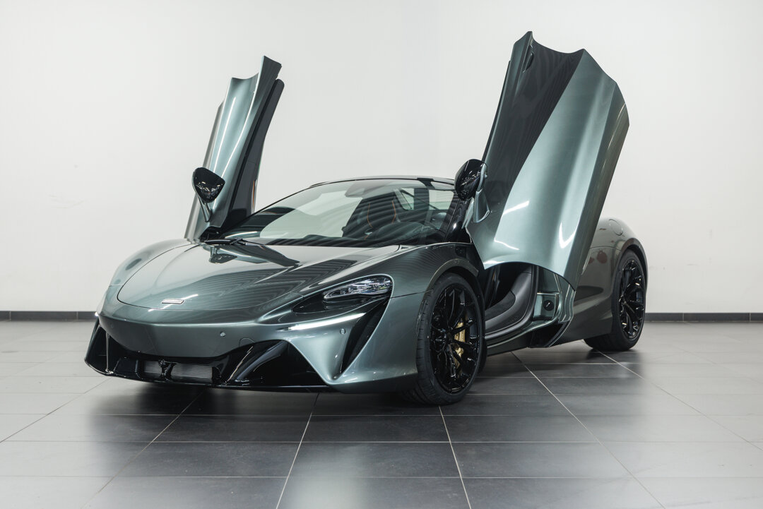 McLaren Artura - foto 6