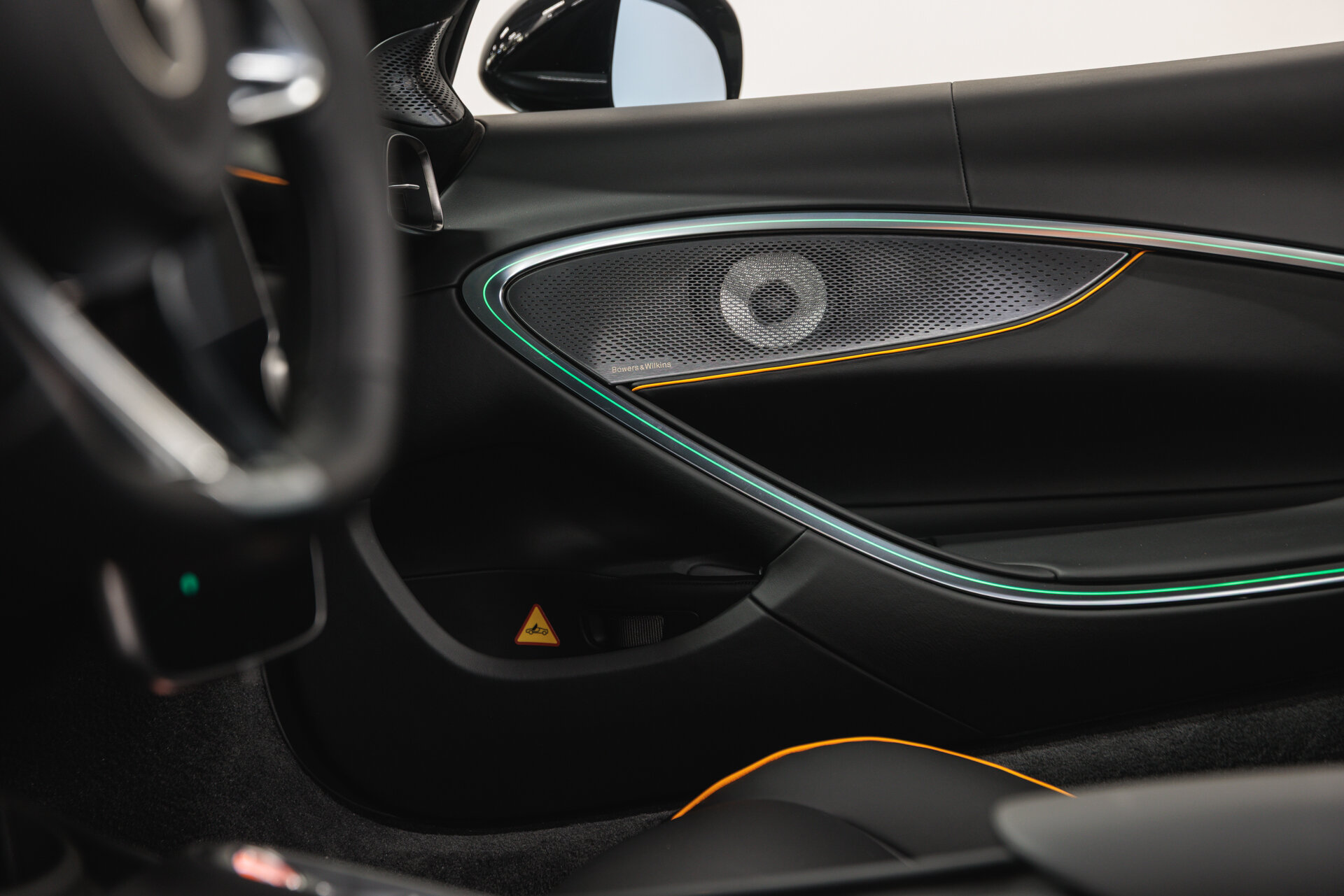 McLaren Artura - foto 14