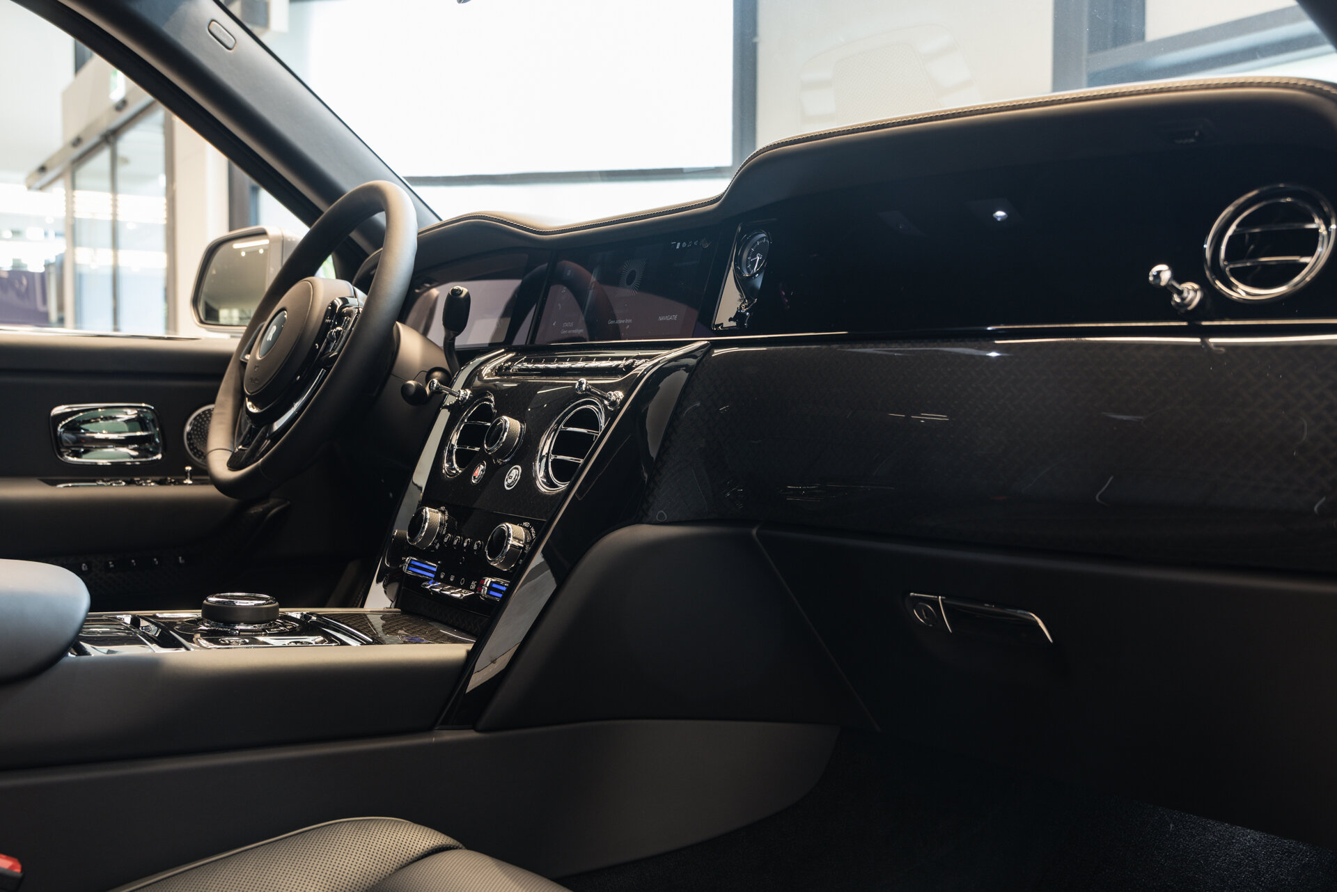 Rolls-Royce Cullinan - foto 17