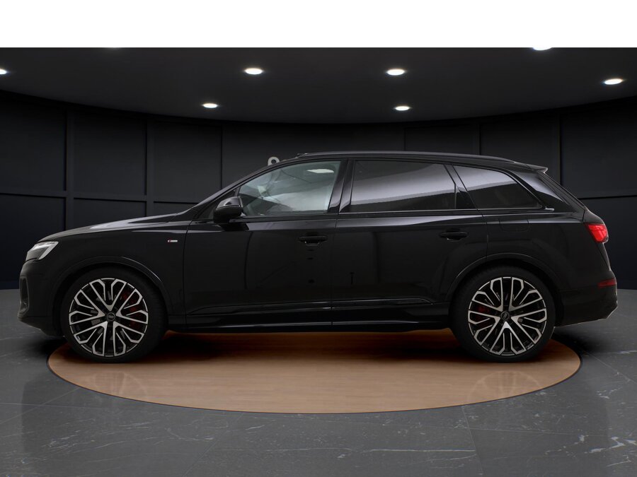 Audi Q7 55 TFSIe Quattro S-line