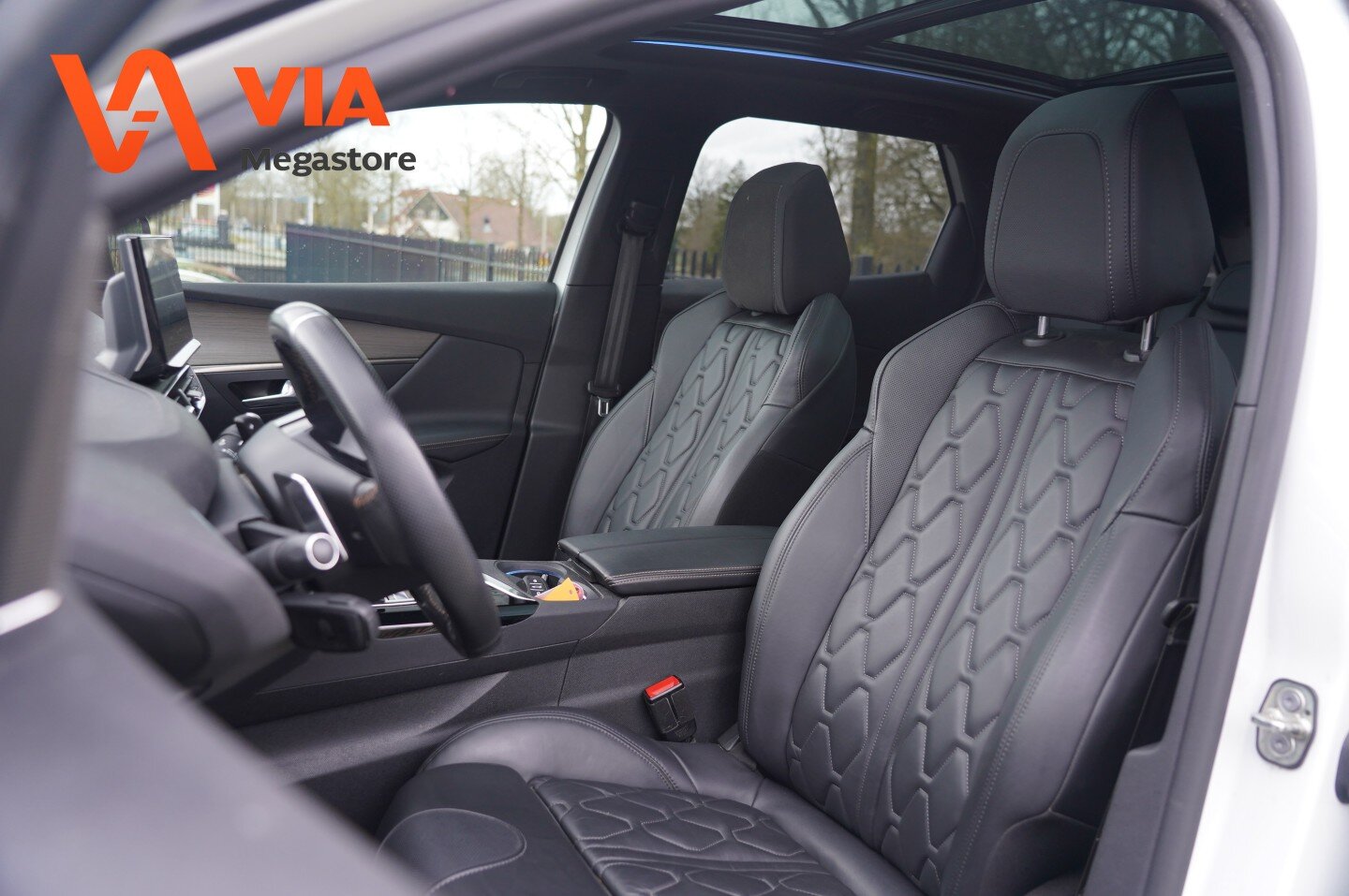 Peugeot 3008 GT | Pano | Luxe Leder | Premium Sound | Stoelverw. | LED | Camera | - Afbeelding 4