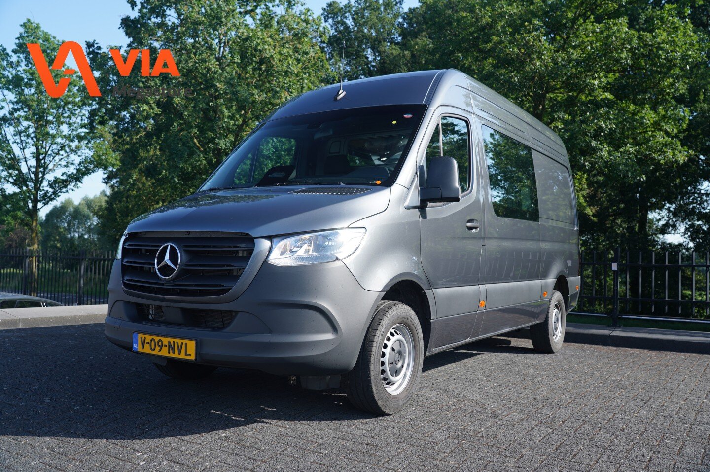 Mercedes-Benz Sprinter 317CDI | PRO | L2H2 | Ideale DC ombouw! BPM vrij | 3.5t AHK voorb. | Cruise | 2pers | Camera | ECC |