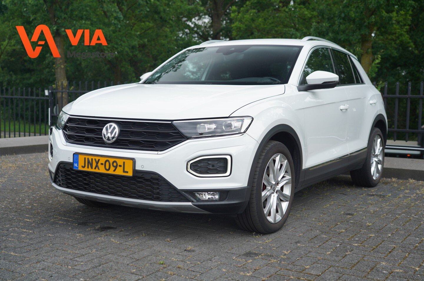 Volkswagen T-Roc 1.5 TSi Sport | Camera | Trekhaak | Stoelverw. | ACC | ECC | LED | Virtual | LM 17" | Full Options!