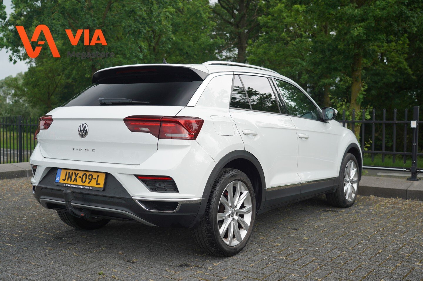 Volkswagen T-Roc 1.5 TSi Sport | Camera | Trekhaak | Stoelverw. | ACC | ECC | LED | Virtual | LM 17" | Full Options! - Afbeelding 3