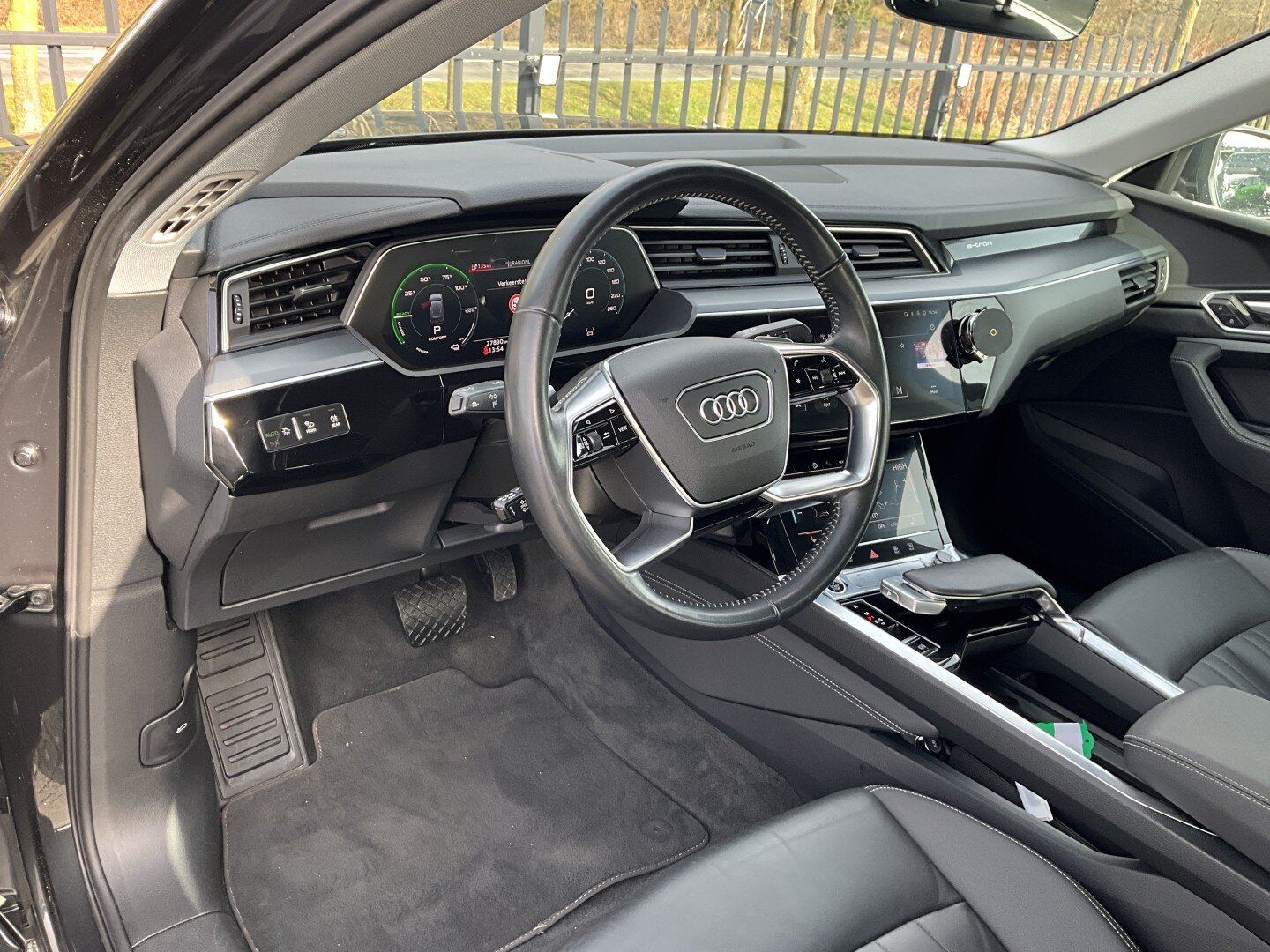 Audi e-tron 50 Quattro 94% SOH Sportback Business | Pano | Leer | Virtual | Climate | Adaptive Cruise - Afbeelding 3