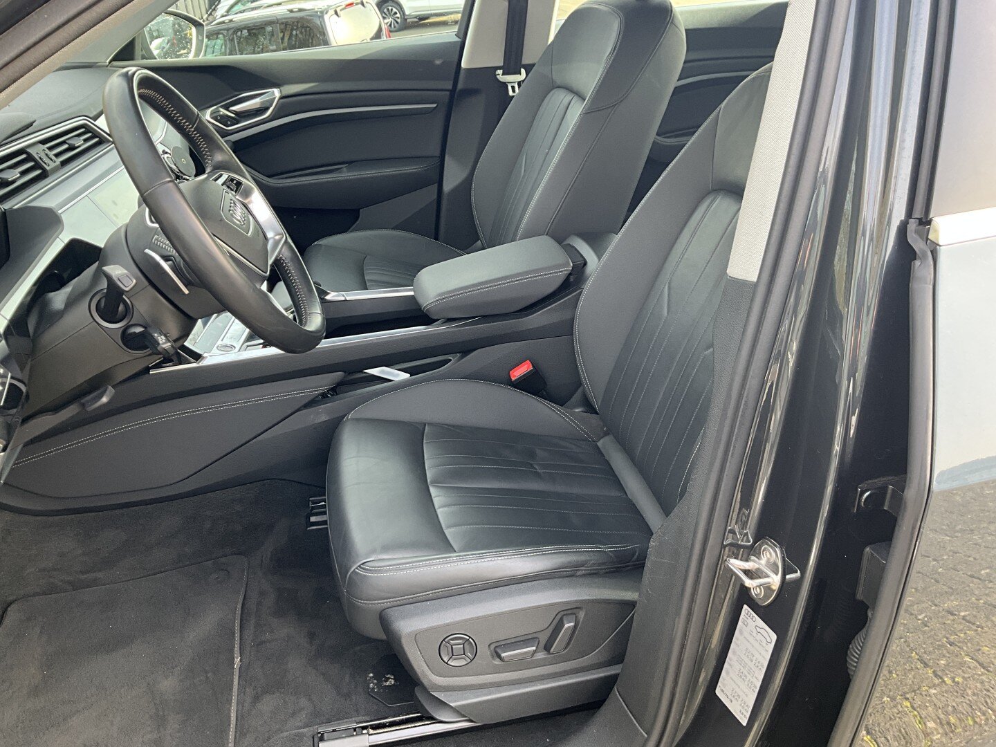 Audi e-tron 50 Quattro 94% SOH Sportback Business | Pano | Leer | Virtual | Climate | Adaptive Cruise - Afbeelding 4