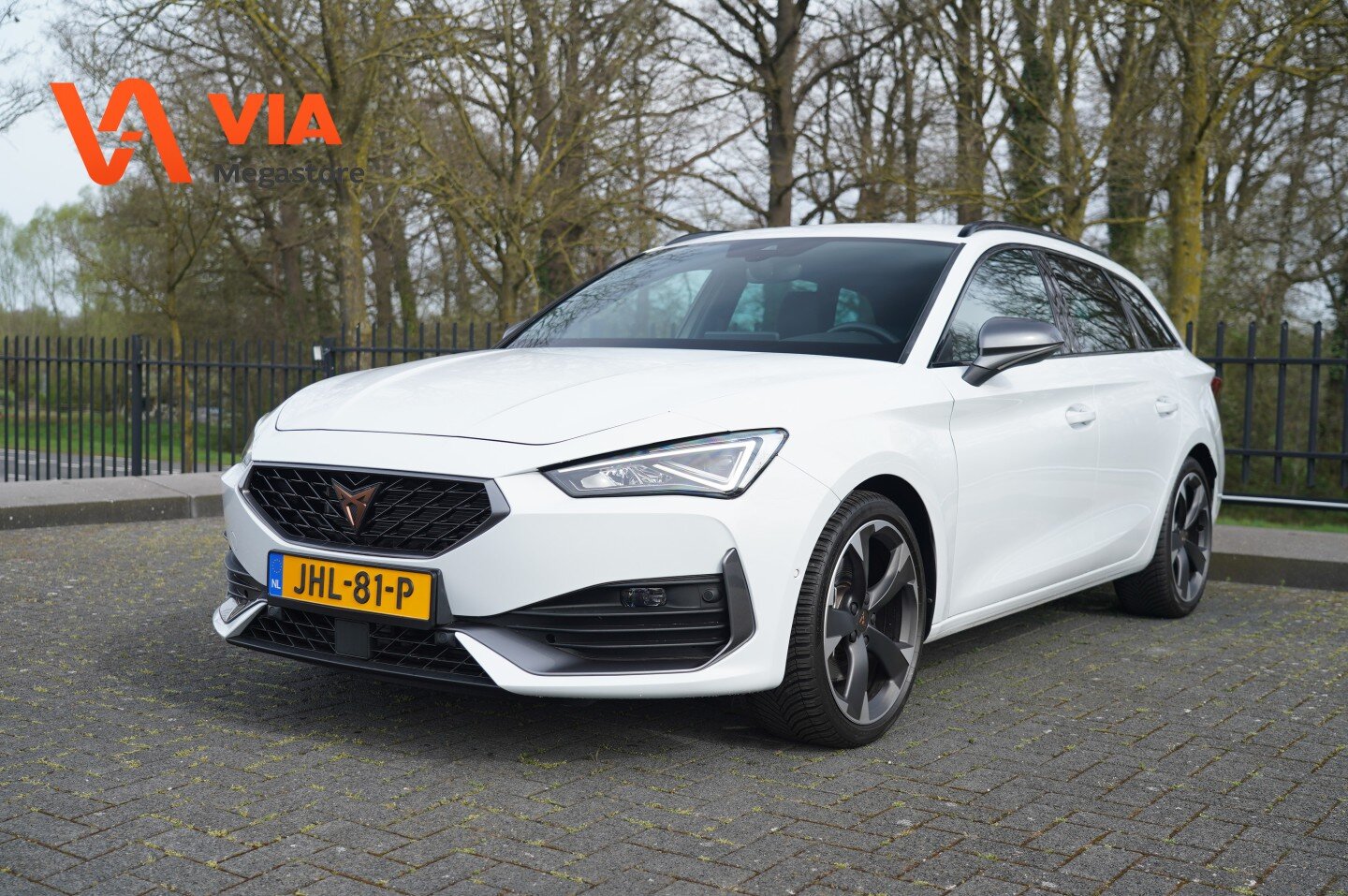CUPRA Leon Sportstourer 2.0 TSI 190PK | Camera | Stoel + Stuurverw. | LED | Full Options. DSG