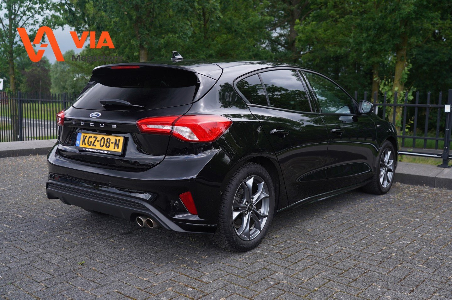 Ford Focus 1.0 | 125PK | ST-Line | Stoel- stuurverw. | Navi | Camera | PDC | Cruise | Sportstoelen | LED - Afbeelding 3