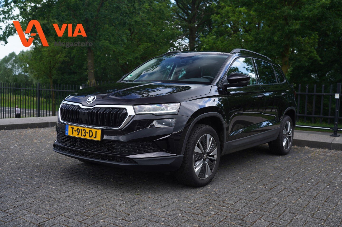 Škoda Karoq 1.5 TSI | 150PK | Trekhaak | Stoelverw. | Climate | LED | Camera | ACC |