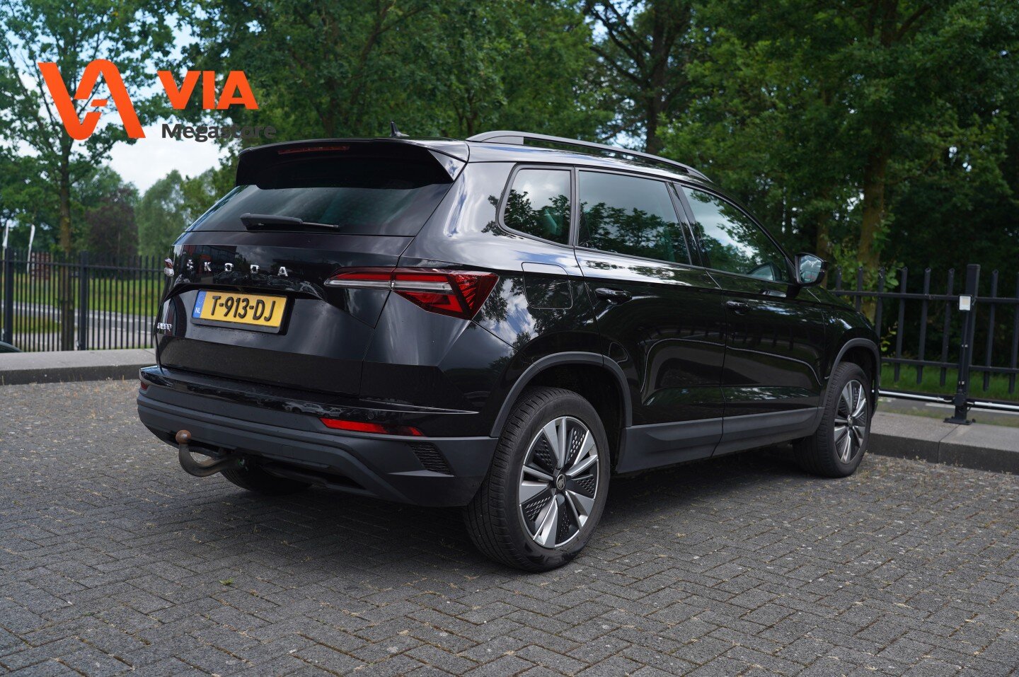 Škoda Karoq 1.5 TSI | 150PK | Trekhaak | Stoelverw. | Climate | LED | Camera | ACC | - Afbeelding 3