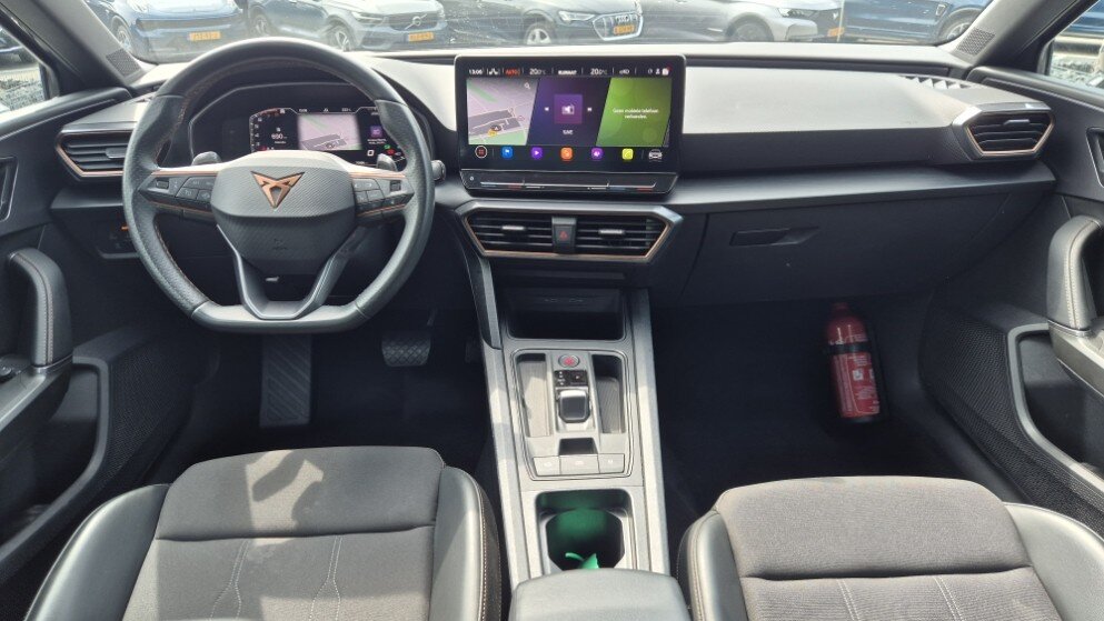 CUPRA Leon Sportstourer 1.5 eTSI | Business Edition PLUS | Trekhaak | Navi | Camera | PDC | ECC | LED | Cruise Ctrl. | - Afbeelding 2