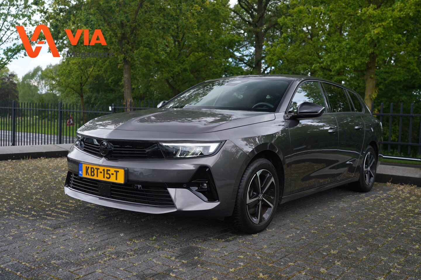 Opel Astra Sports Tourer 1.2 Turbo GS | Trekhaak | Navi | Stoel Stuurverw. | LED | 360 camera | ECC | ACC| AGR