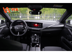 Opel Astra Sports Tourer 1.2 Turbo GS | Trekhaak | Navi | Stoel Stuurverw. | LED | 360 camera | ECC | ACC| AGR - Afbeelding 2