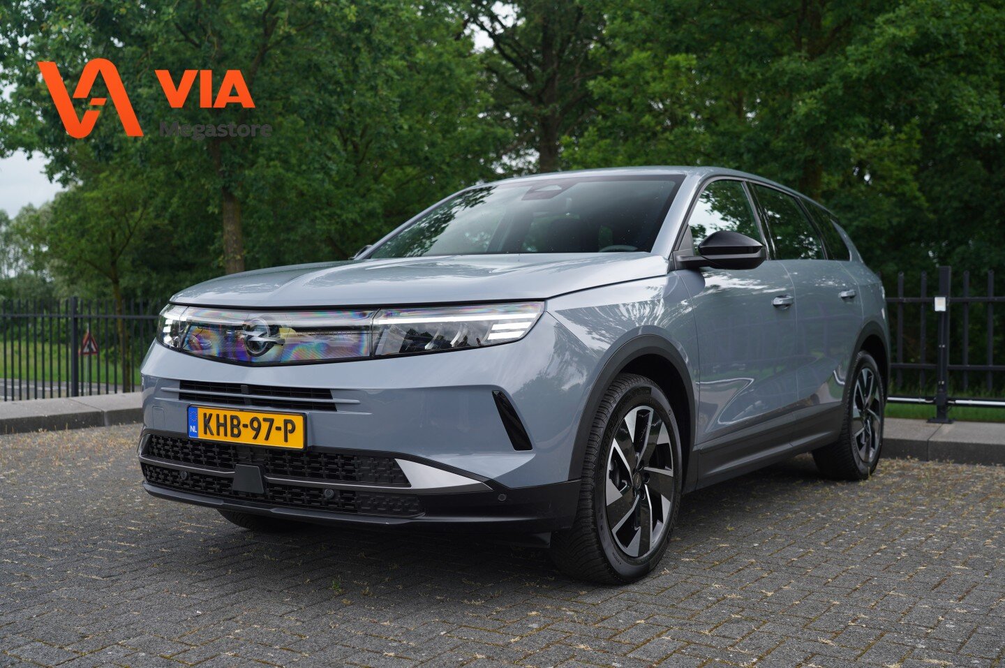 Opel Grandland X 1.2 Turbo | m-Hybrid | GS-line | Stoelverw. | Camera | LED | Adapt. Cruise | Climate | PDC