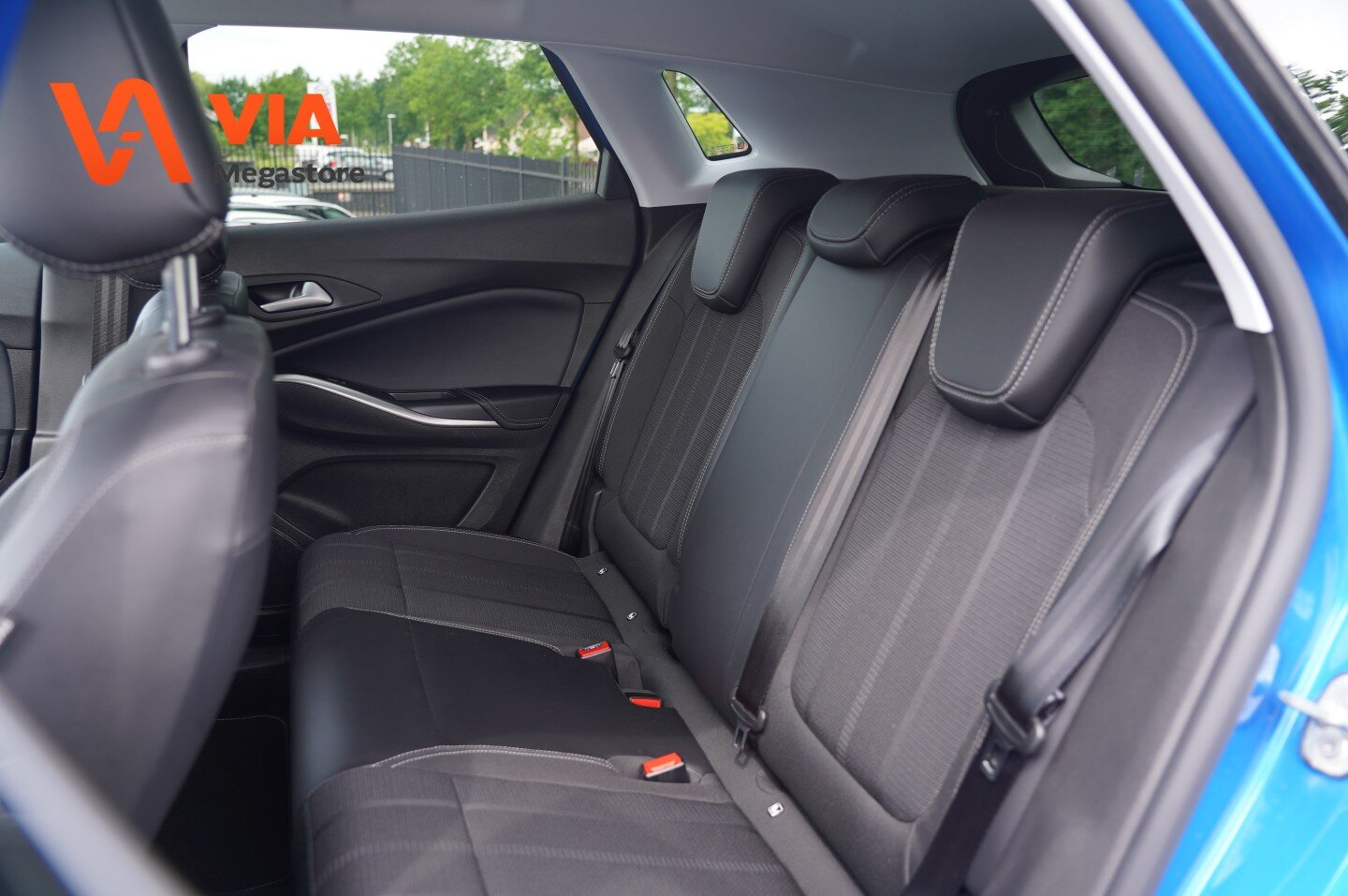 Opel Grandland X 1.6 PHEV | GS-Line | PDC | Climate | Adapt. Cruise | Stuurverw. | LED | Halfleer - Afbeelding 5
