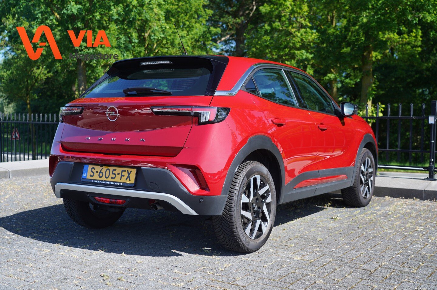 Opel Mokka 1.2 | Elegance | Climate | Navigatie | PDC | 17" Velgen | Virtual Cockpit | Camera | - Afbeelding 3