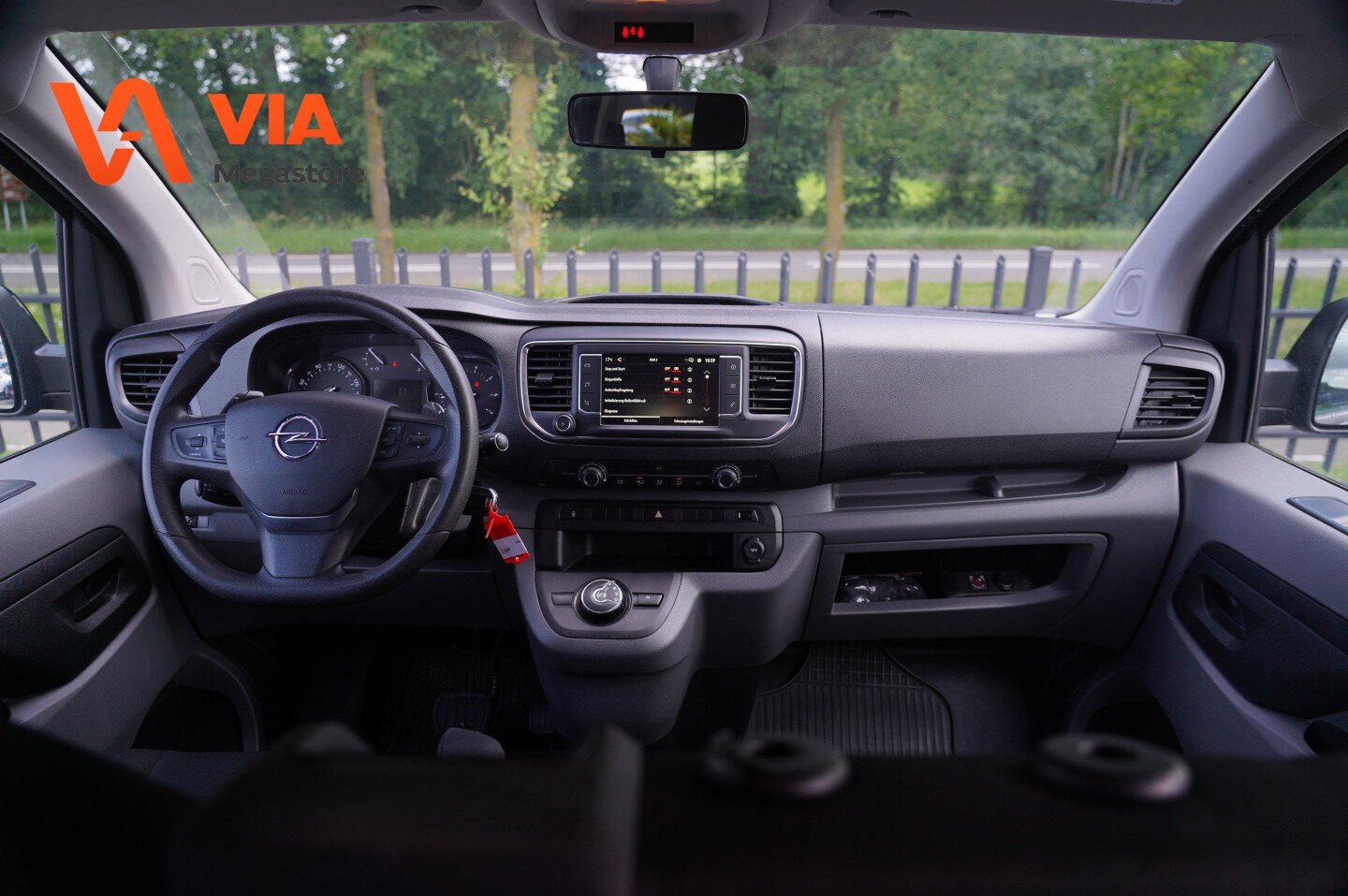 Opel Vivaro 2.0 CDTi (106 kW) L3H1 9 zits | Navi | PDC | Airco | XL lengte Automaat - Afbeelding 2