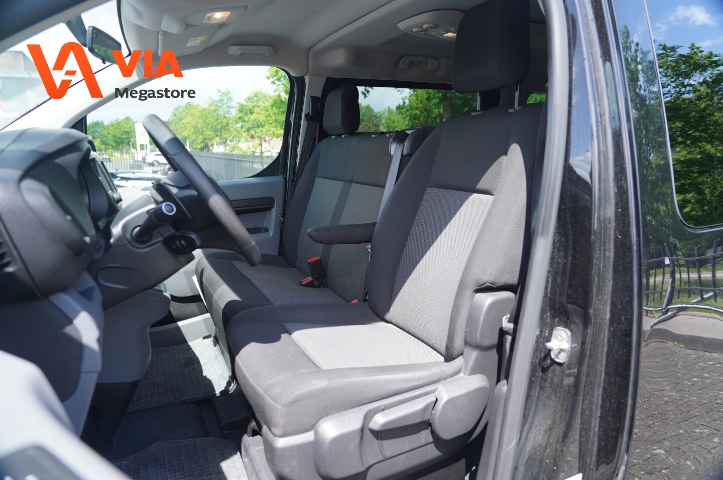 Opel Vivaro 2.0 CDTi (106 kW) L3H1 9 zits | Navi | PDC | Airco | XL lengte Automaat - Afbeelding 4