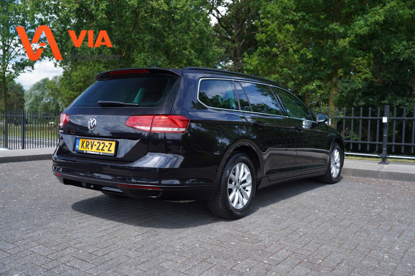 Volkswagen Passat Variant 1.5 TSI | 150PK | Comfortline | Navi | Trekhaak | Stoelverw. | Camera | PDC | ACC | ECC | Virtual - Afbeelding 3