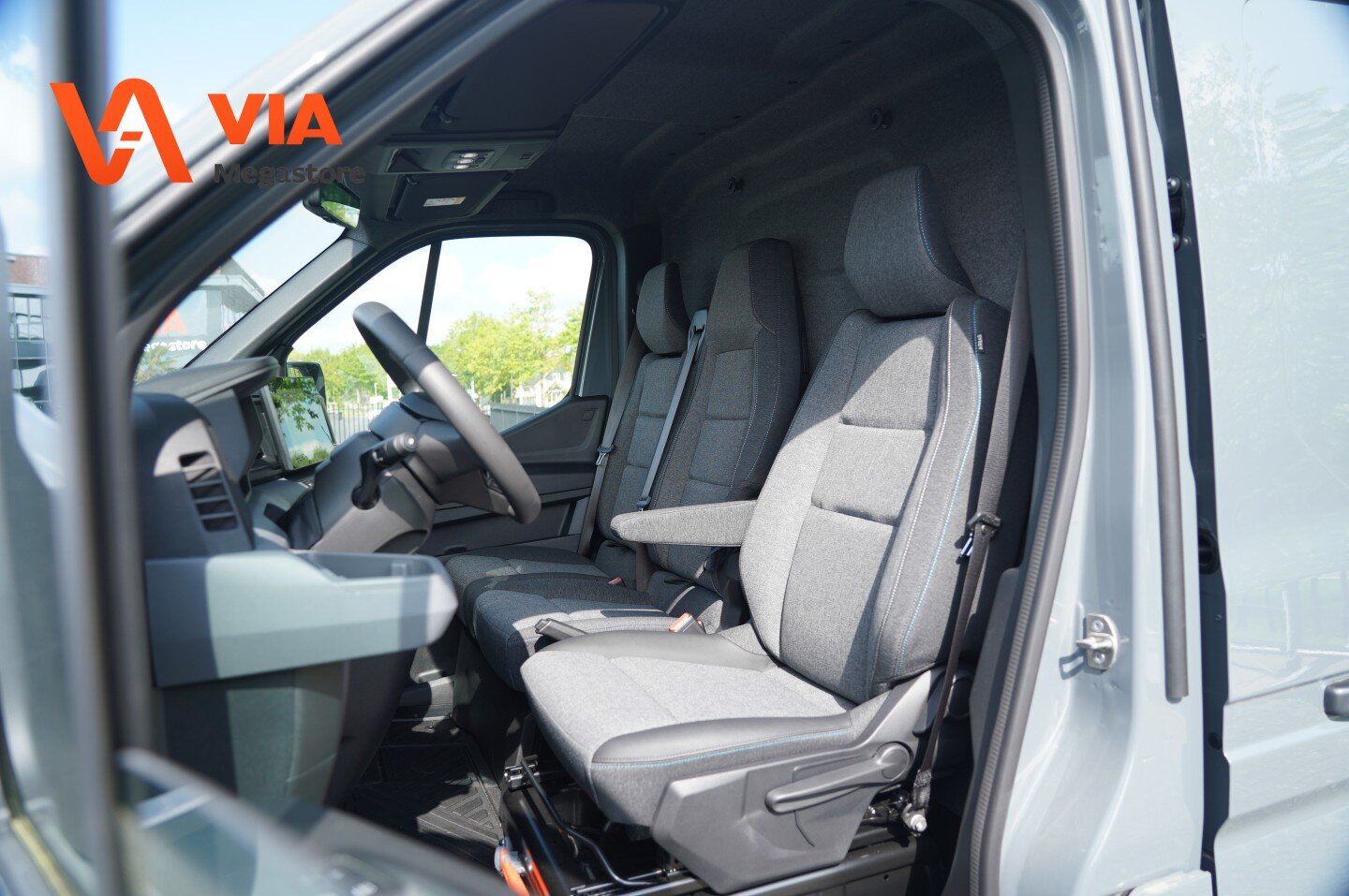 Renault Master T35 dCi 170 L2H2 Extra | Dubbele schuifd. | Navi | Trekhaak | Carplay | Camera | Cruise | LED - Afbeelding 4