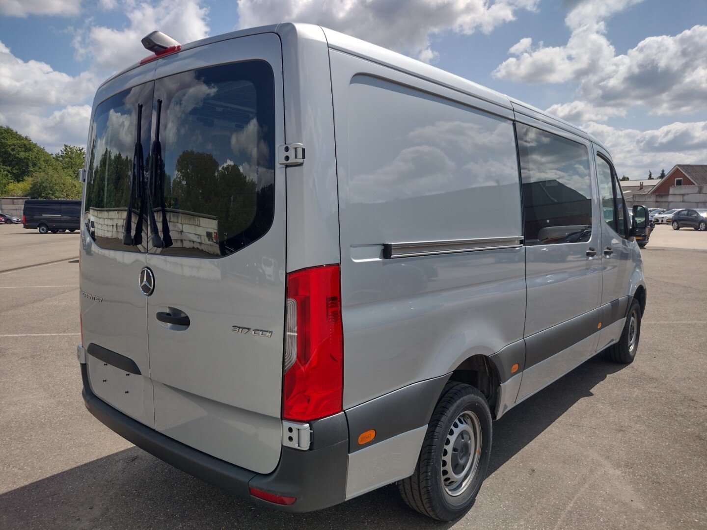 Mercedes-Benz Sprinter 317CDI | PRO | 2x Schuifd. | L2H1 | 3.5t AHK | Camera | Cruise | 2p | App Conn. Navi | RWD | Ideale ombouw DC! BPM vrij. - Afbeelding 2