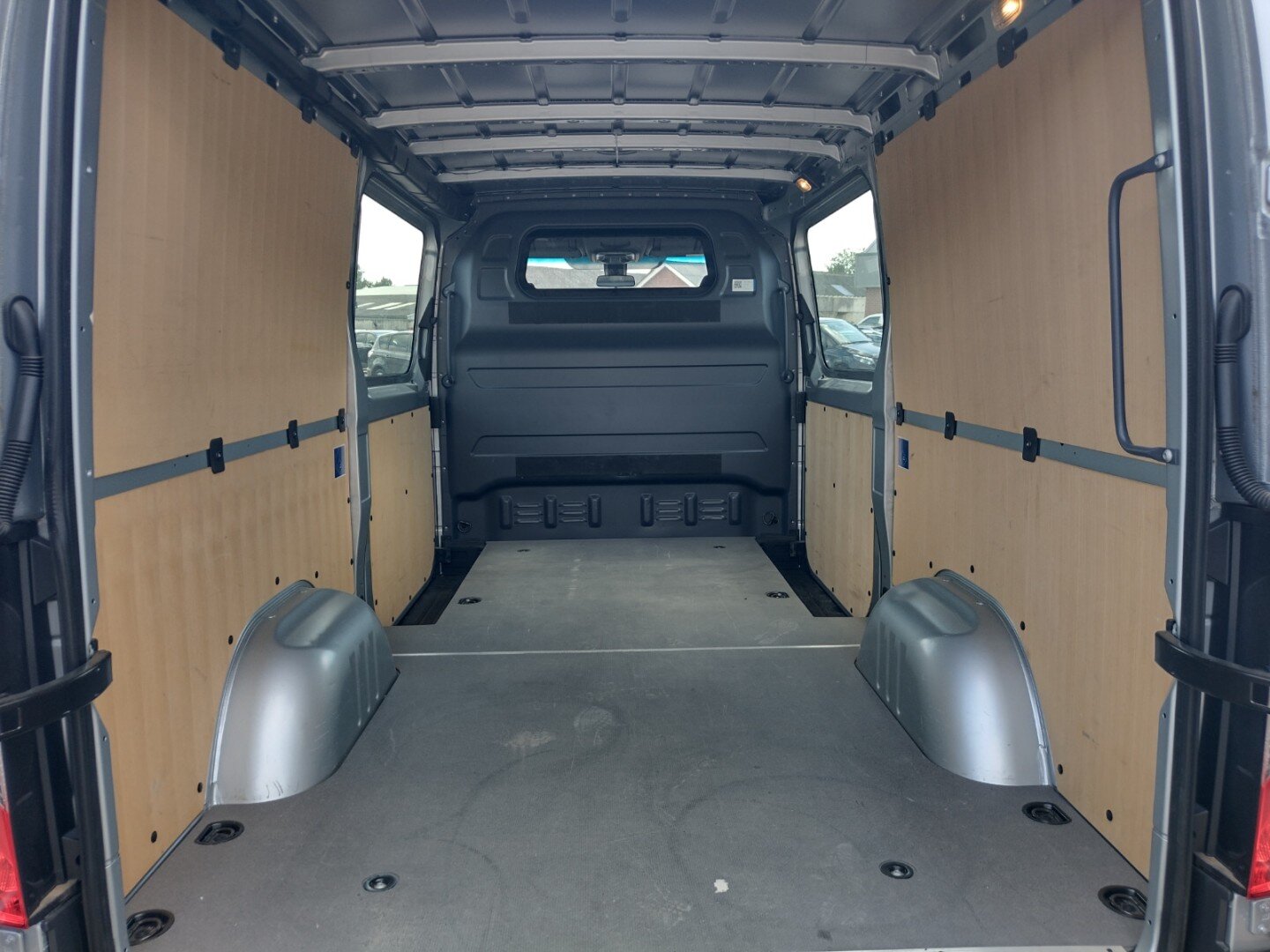 Mercedes-Benz Sprinter 317CDI | PRO | 2x Schuifd. | L2H1 | 3.5t AHK | Camera | Cruise | 2p | App Conn. Navi | RWD | Ideale ombouw DC! BPM vrij. - Afbeelding 3