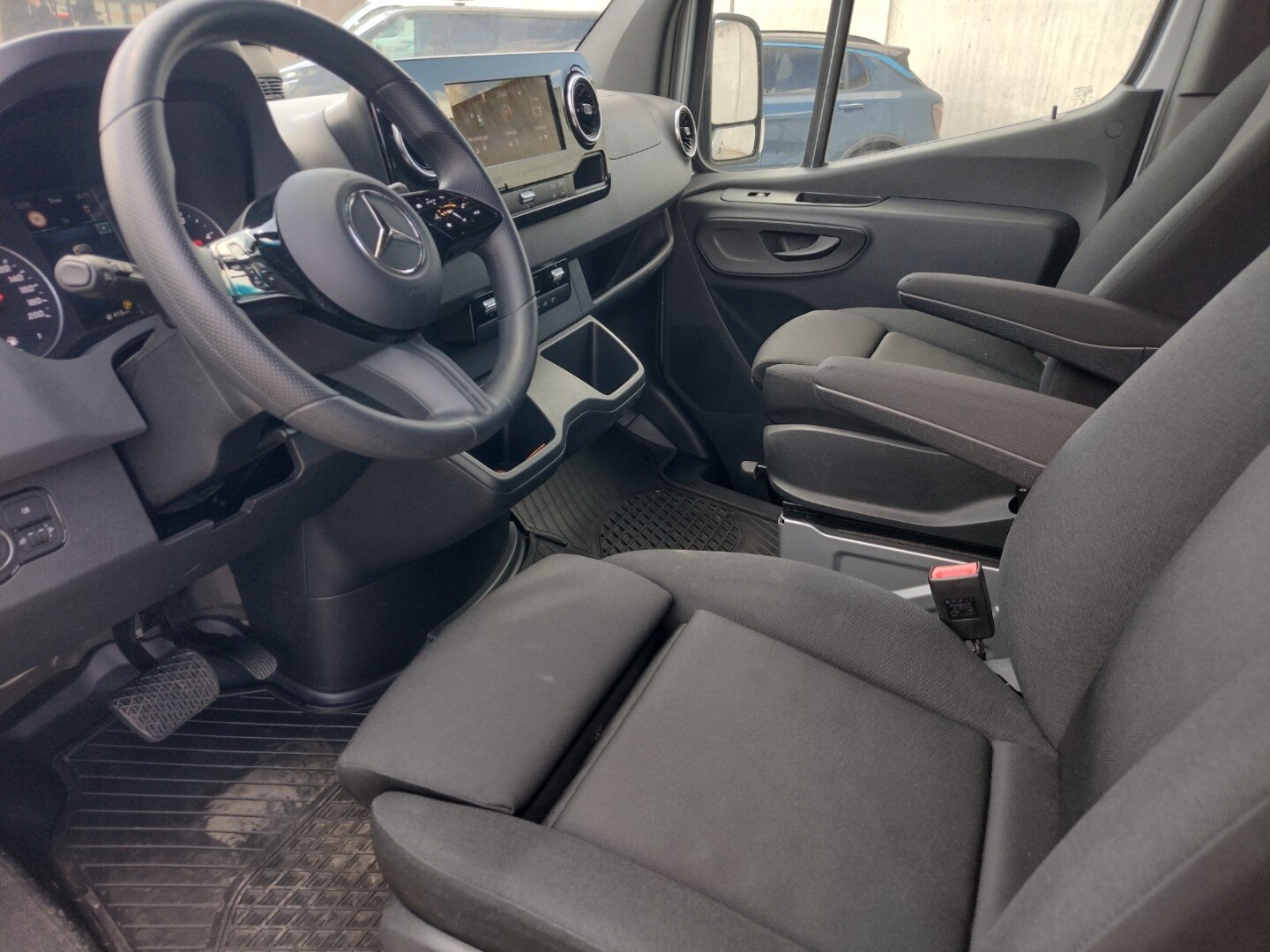 Mercedes-Benz Sprinter 317CDI | PRO | 2x Schuifd. | L2H1 | 3.5t AHK | Camera | Cruise | 2p | App Conn. Navi | RWD | Ideale ombouw DC! BPM vrij. - Afbeelding 4