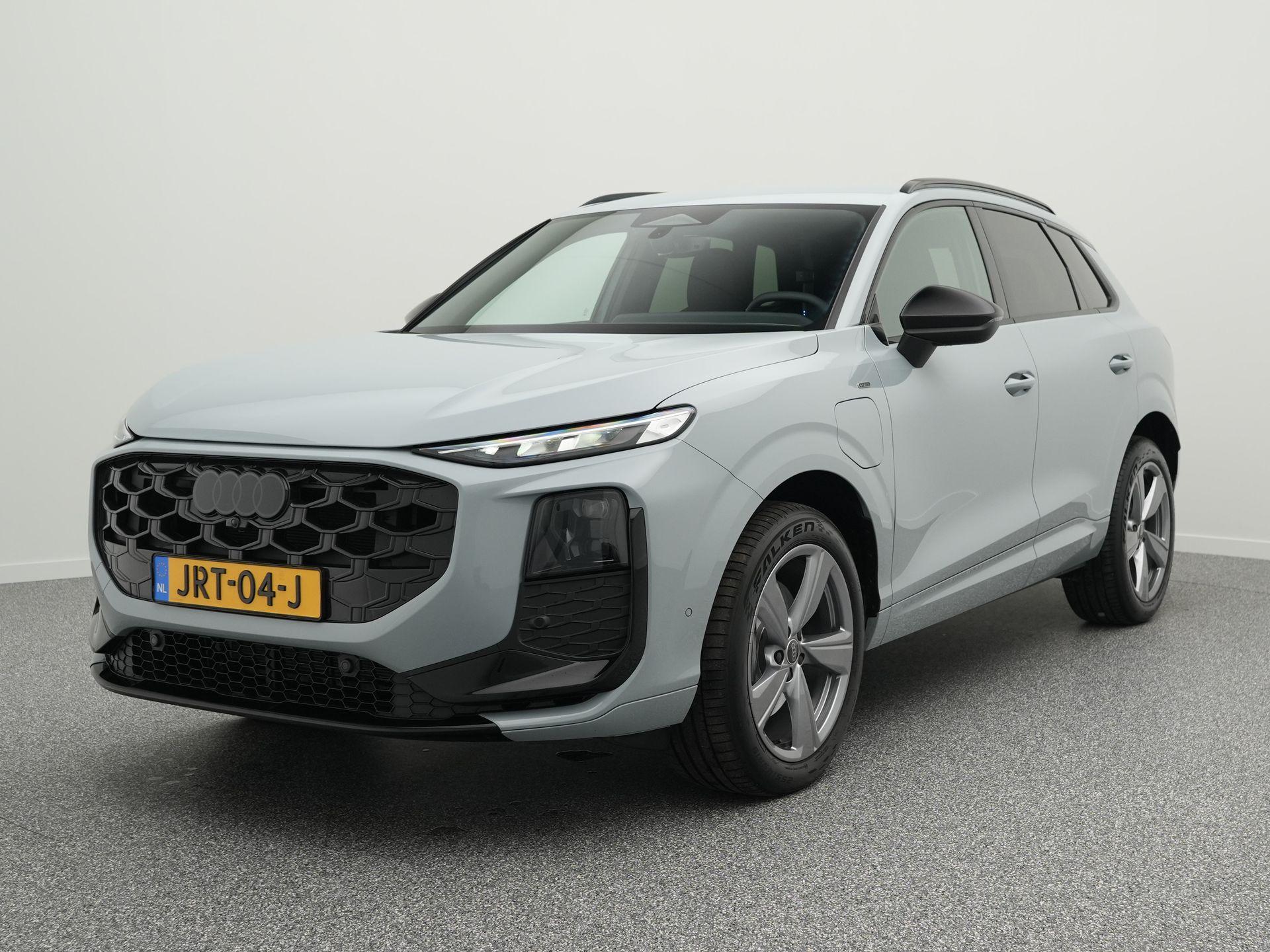 Audi Q3 S-Line 1.5 e-hybrid 272 PK