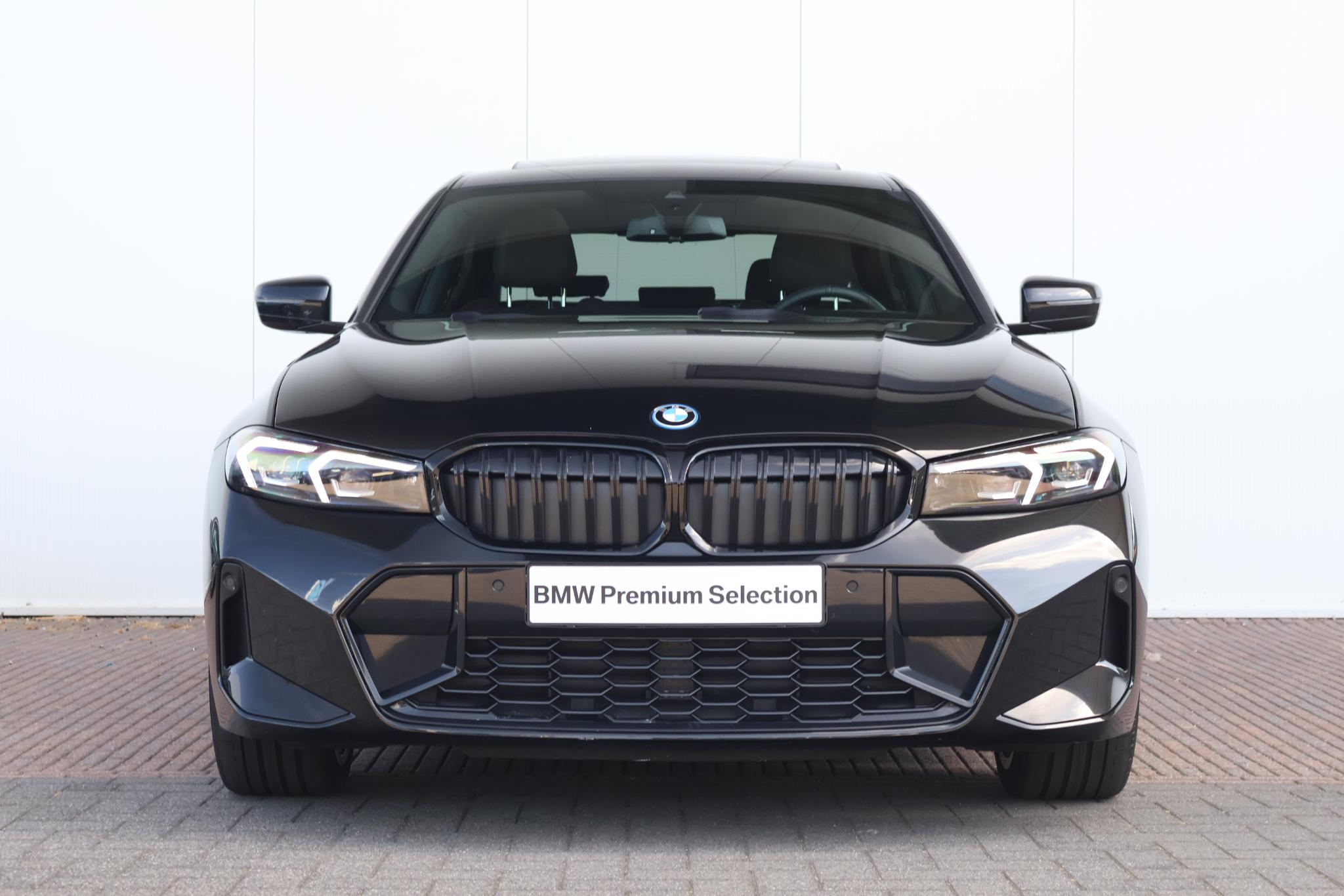 BMW 3-serie 330e - Afbeelding 2