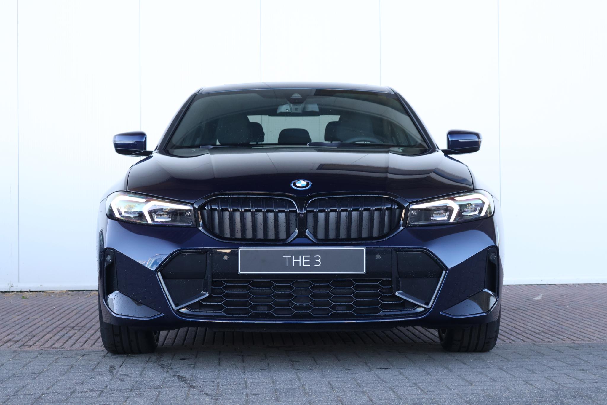 BMW 3-serie 330e - Afbeelding 2