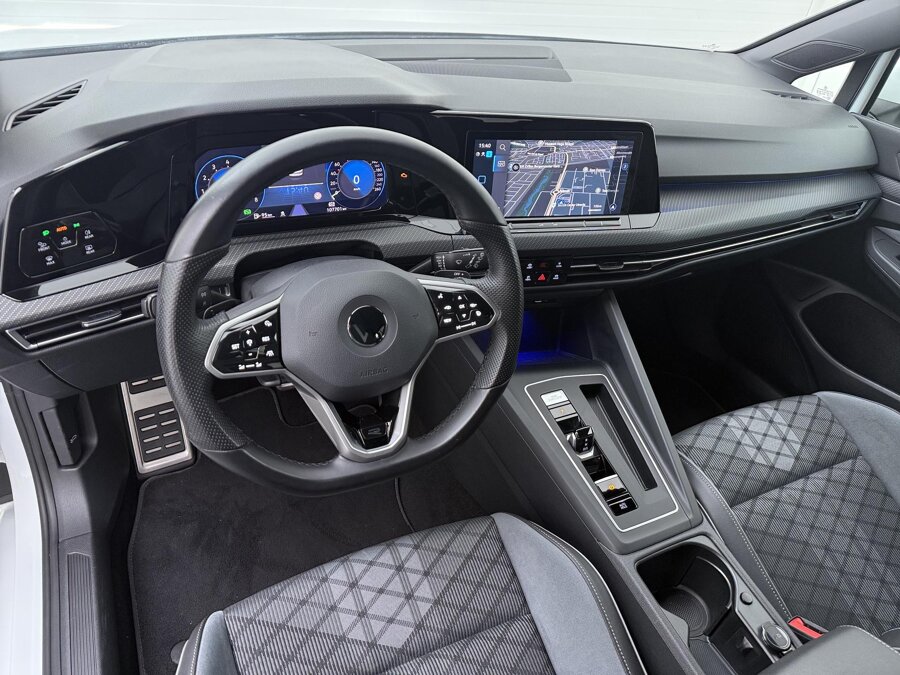 Volkswagen Golf Variant 1.5 eTSI R-Line