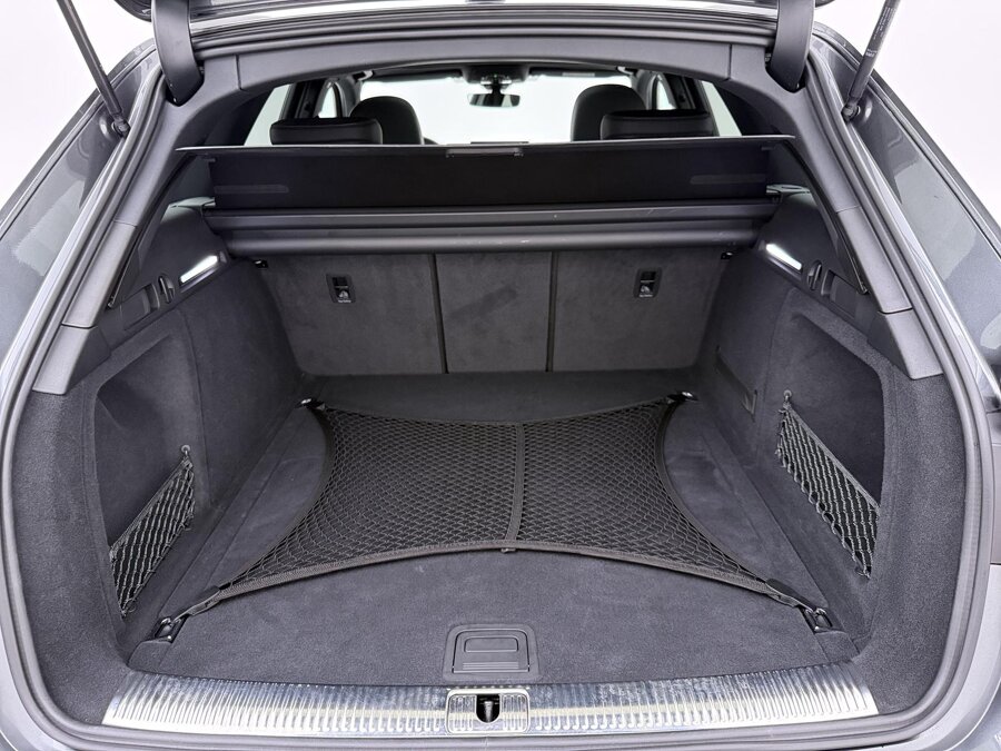 Audi A4 Avant 35 TFSI S-Line Competition