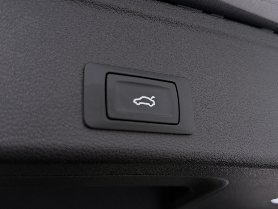 Audi A4 Avant 35 TFSI S-Line Competition