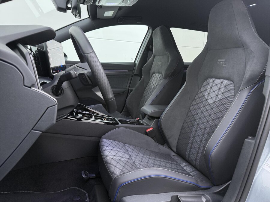 Volkswagen Golf Variant 1.5 eTSI R-Line