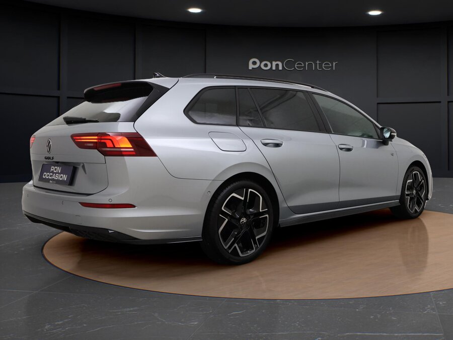 Volkswagen Golf Variant 1.5 eTSI R-Line