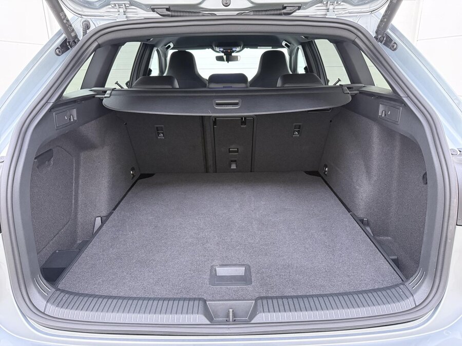 Volkswagen Golf Variant 1.5 eTSI R-Line