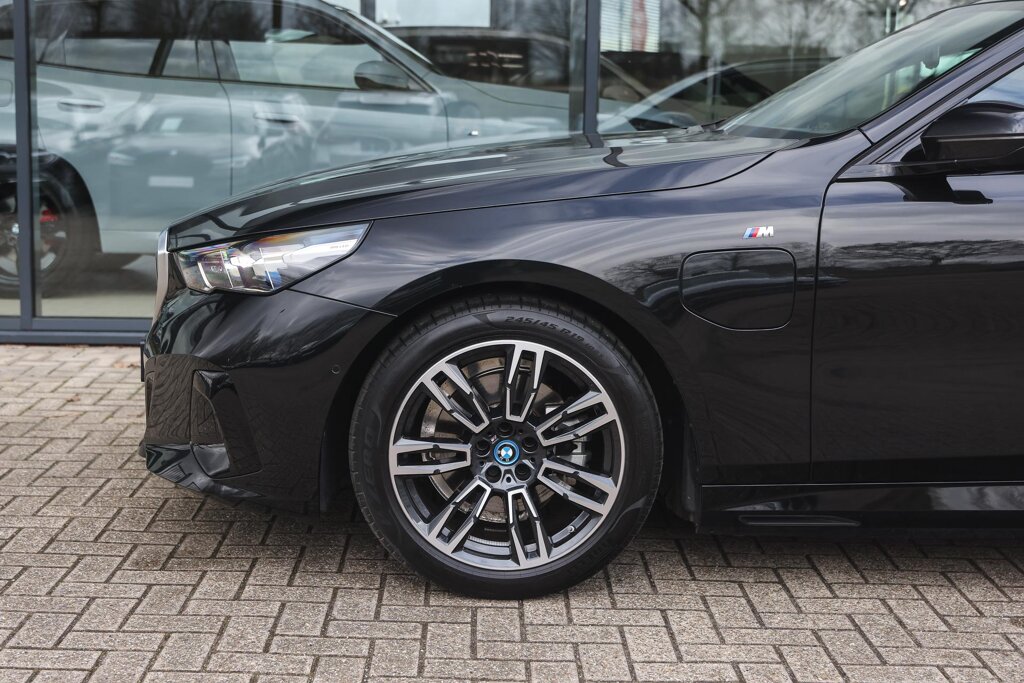 BMW 5 Serie 4