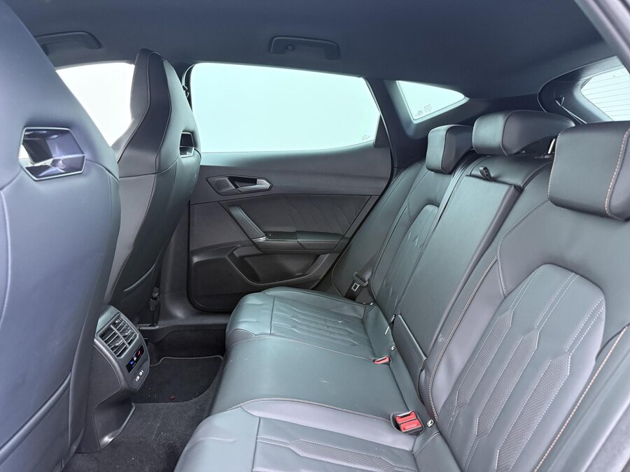 CUPRA Formentor 1.4 e-Hybrid Business