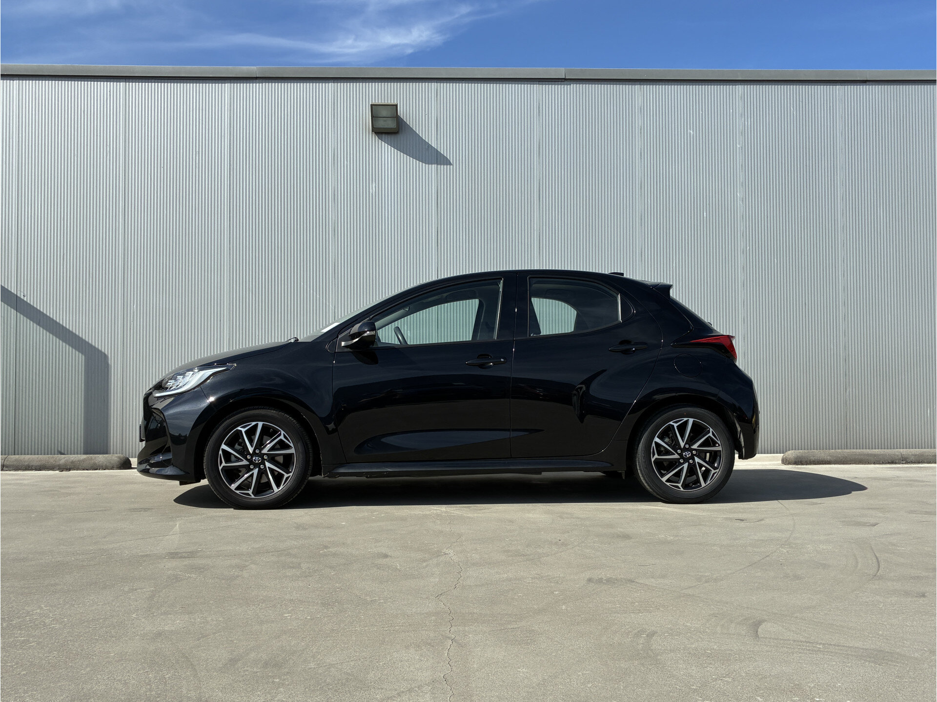 Toyota Yaris 1.5 Hybrid Dynamic Automaat - Afbeelding 2
