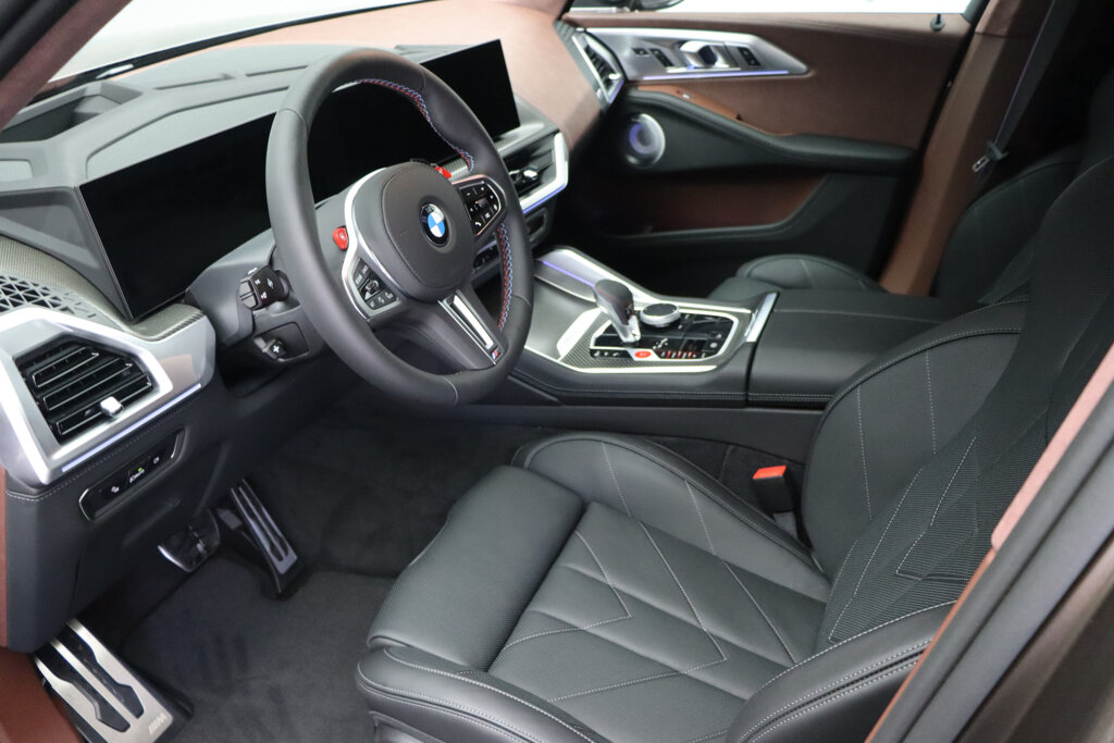 BMW XM 10