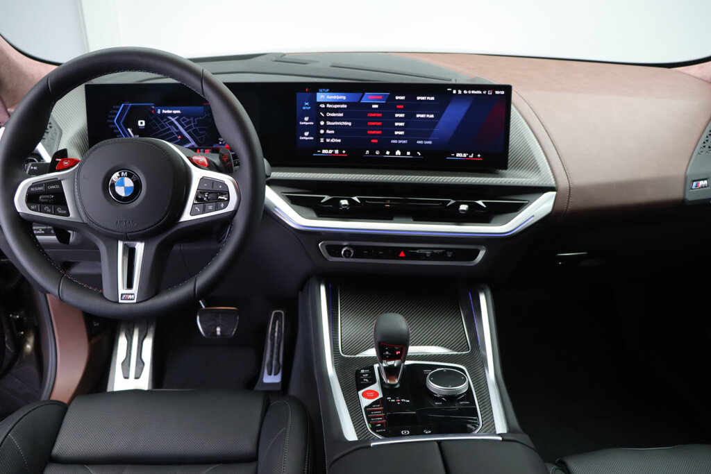 BMW XM 28