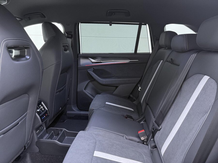 Škoda Kodiaq Sportline Business 1.5 TSI PHEV 150 kW / 204 PK