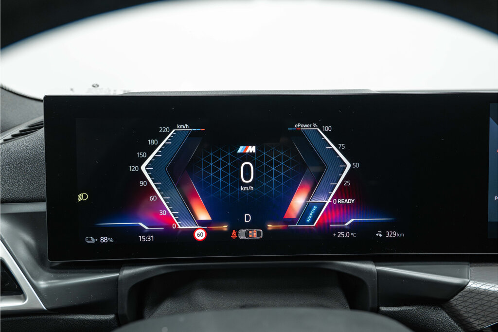 BMW i4 19