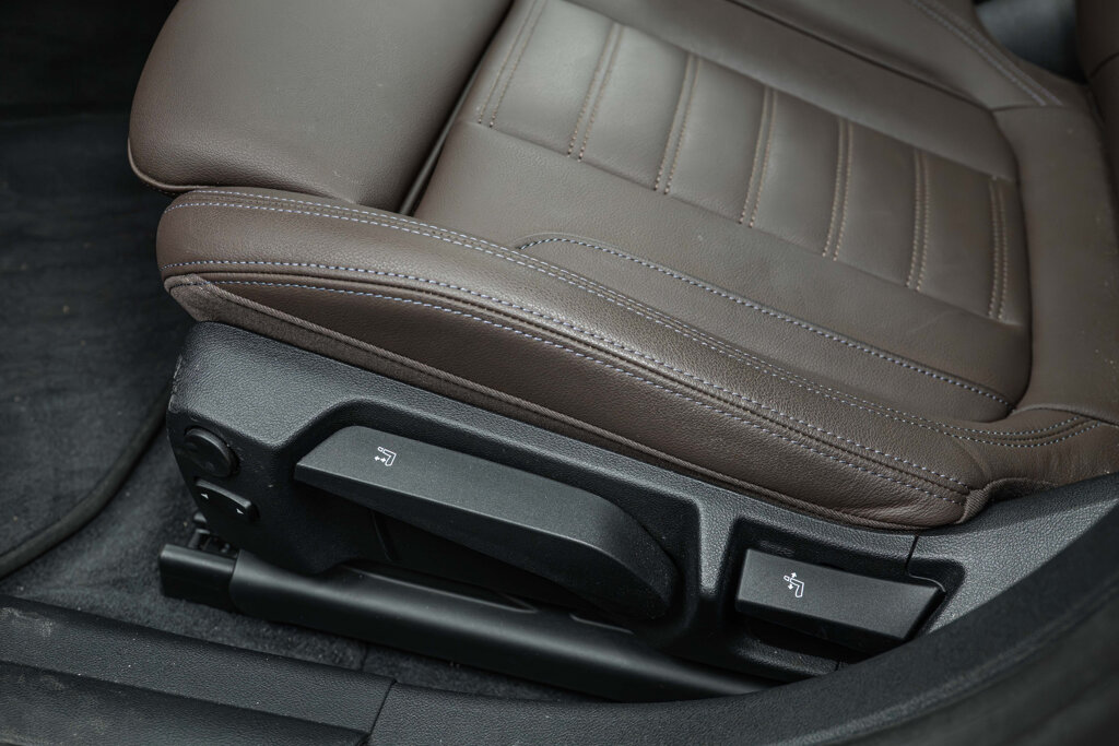 BMW i4 29