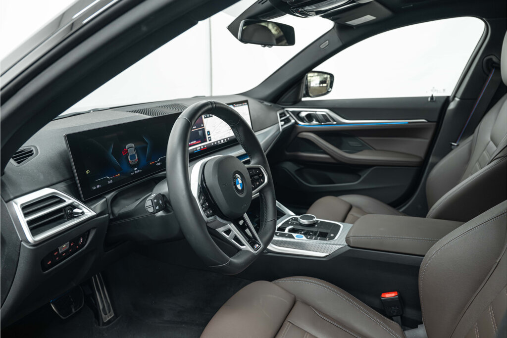 BMW i4 30