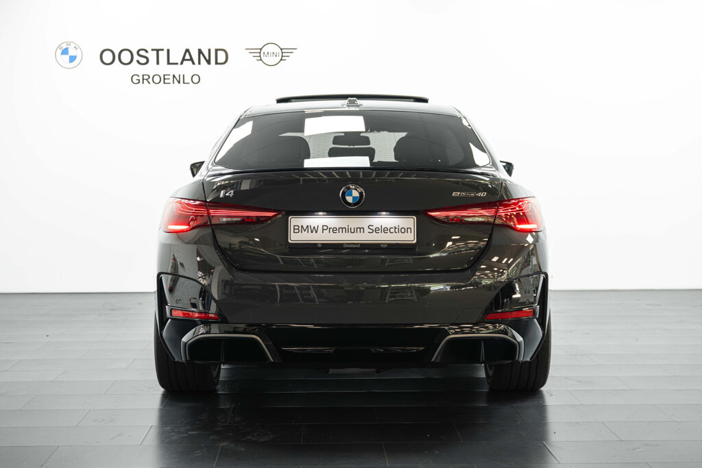 BMW i4 34