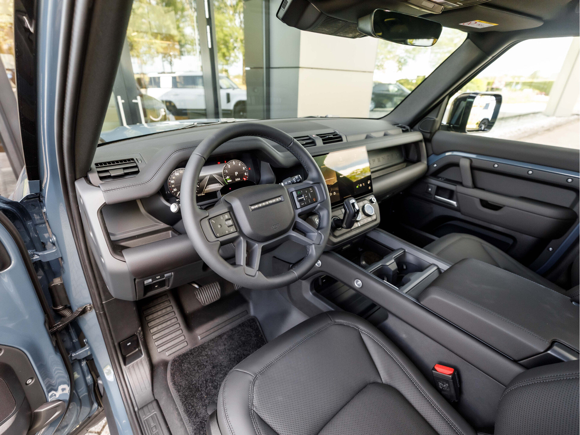 Land Rover Defender 110 2.0 P300e 110 X-Dynamic SE - Afbeelding 3