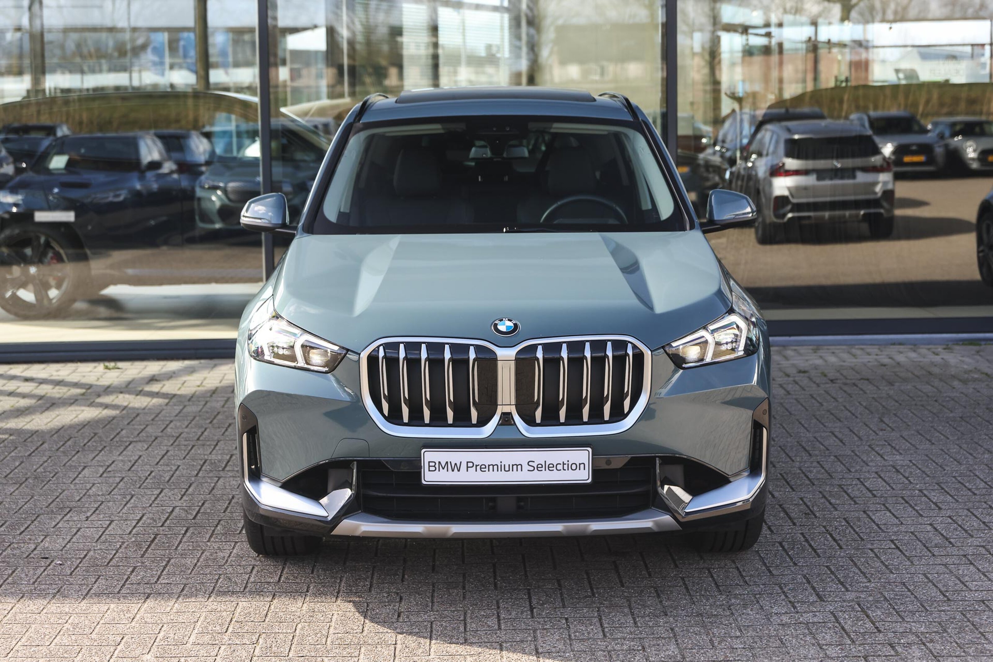 BMW X1 6