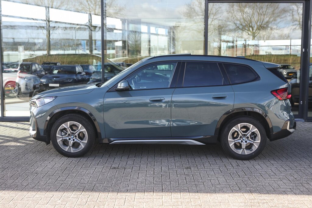 BMW X1 8