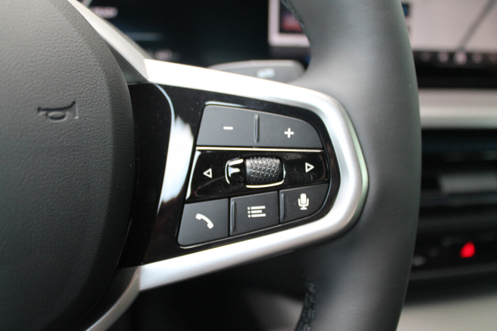 BMW i4 20